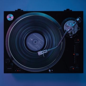 New to Vinyl? Get Started With These Turntables