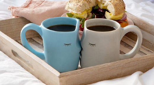 The Kissing Mugs