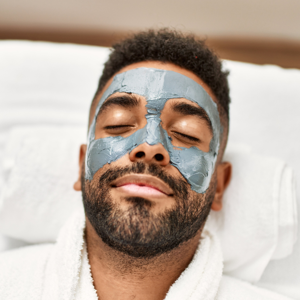 Celebrating V-Day as a Single Guy? Here\'s How to Make the Most of It
