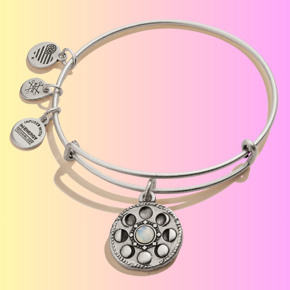 Struggling to Find the Appropriate Gift for Valentine\'s Day? We\'ve Got Some Suggestions