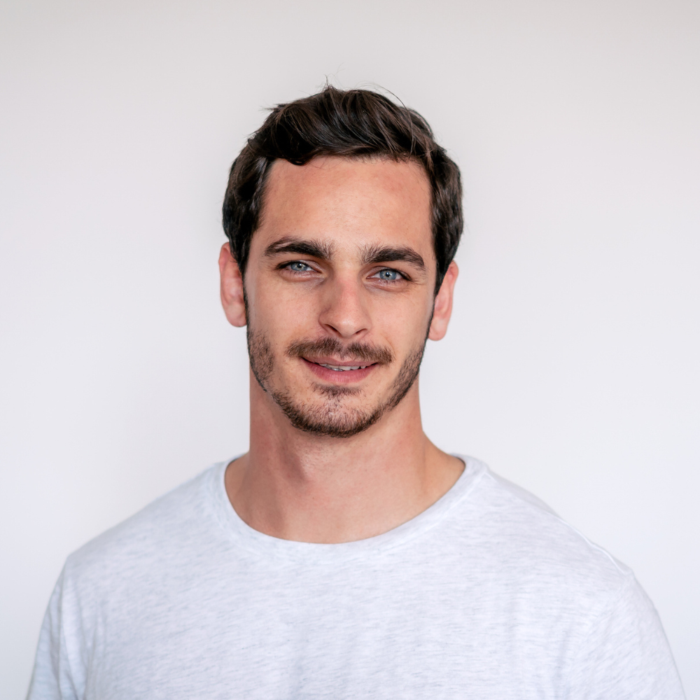 Want to Grow (and Maintain) the Perfect \'Stache? Read This