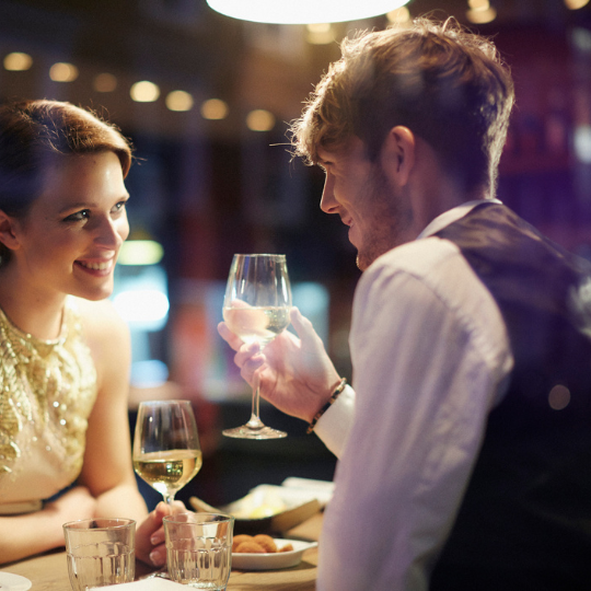 Can\'t Afford Lavish, Expensive Dates? Here\'s How to Make Dating Work Anyway